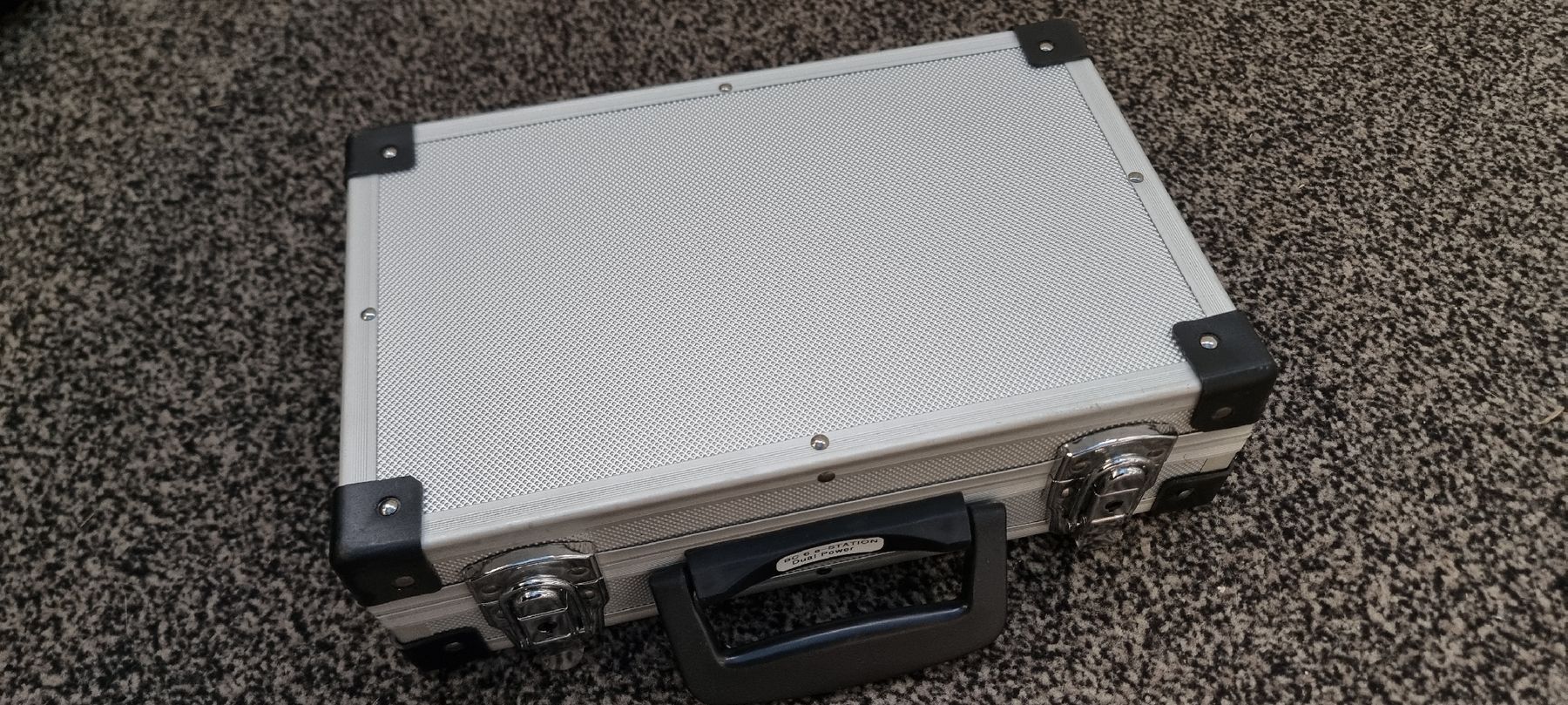 Modellismo RC: Ladegerät BC 6 e Station Dual Power – Usato da Bellach venduto da Super15 4