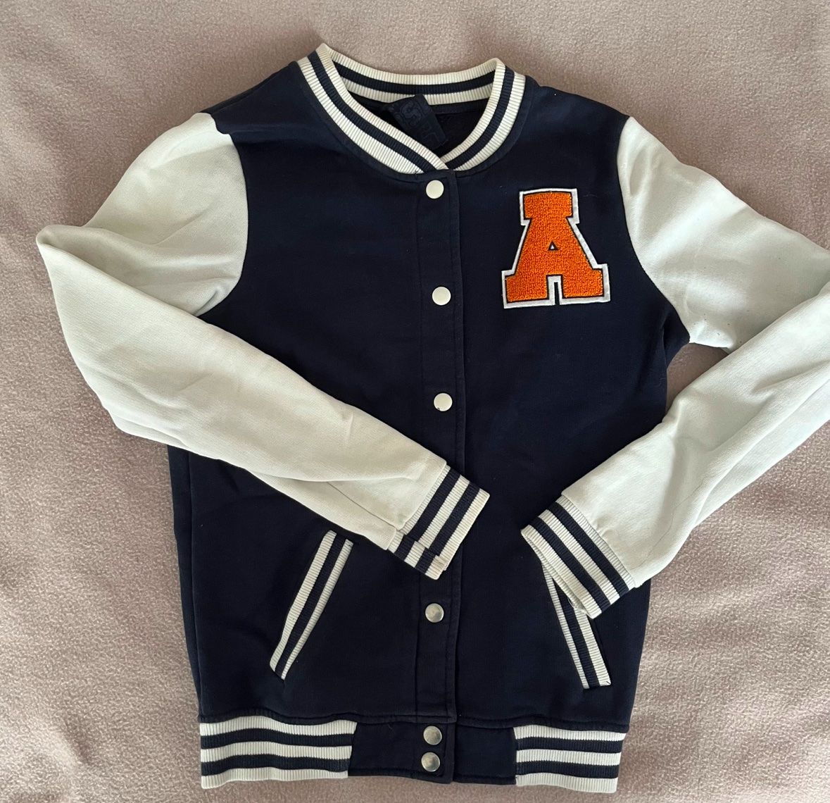 Giacche: Veste collège bleue et blanche, taille XS – Usato da  venduto da