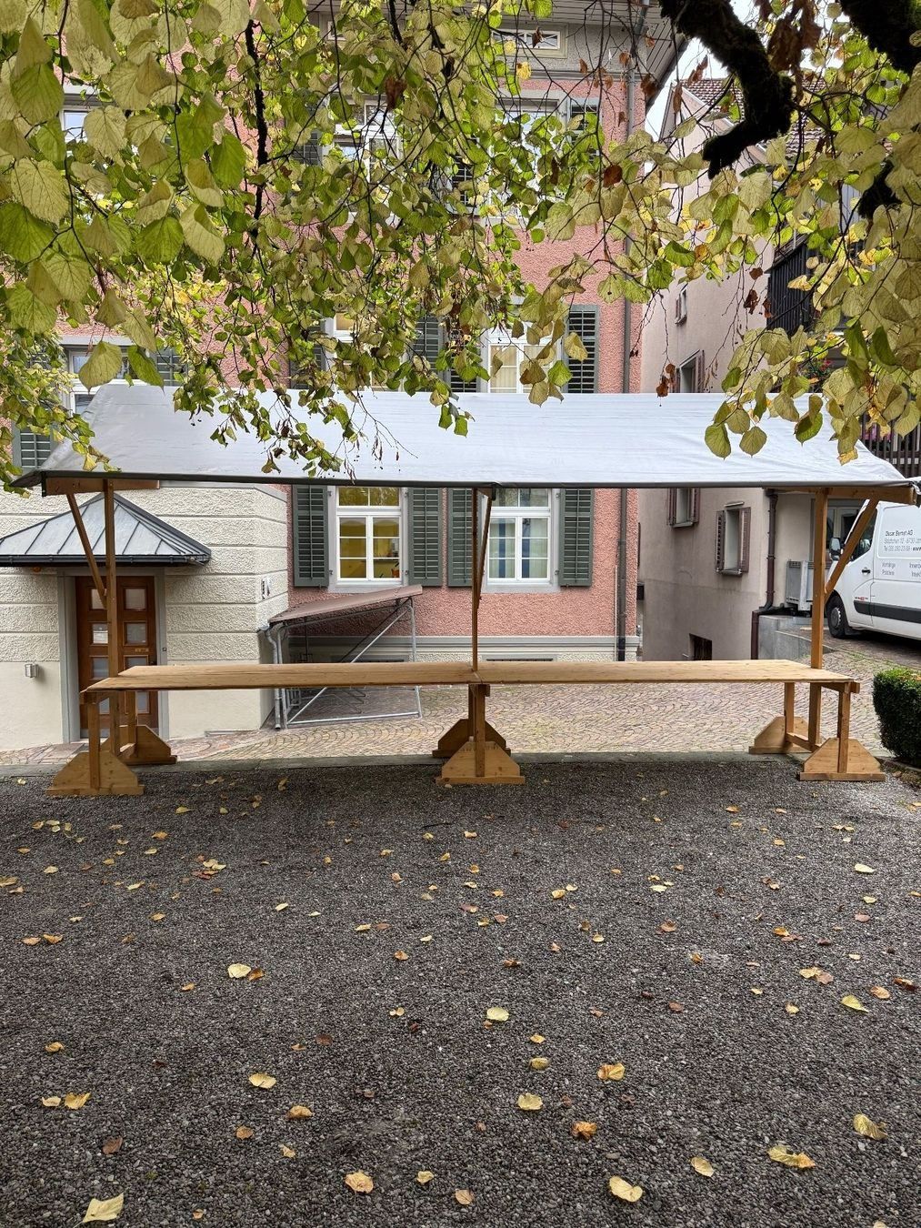 Altro per Eventi aziendali & Feste: Marktstand Weihnachtsmarkt Holzstand – Usato da Schiers venduto da Heluma 6