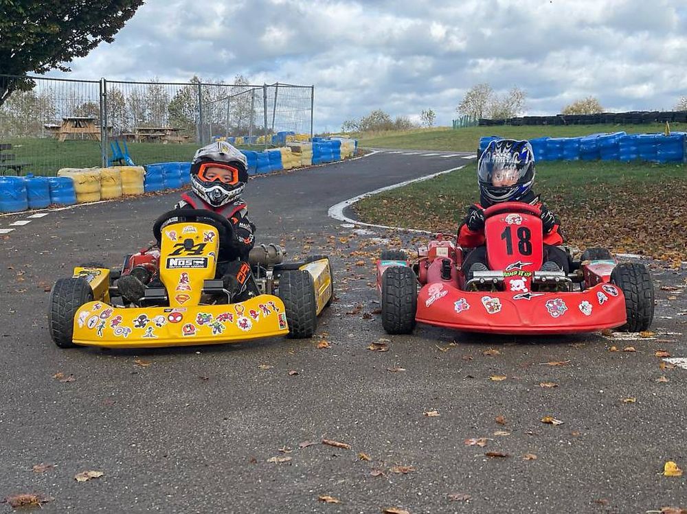 Go-Kart: À vendre Karting enfant avec  moteur Comer 60cm3 – Usato da Evionnaz venduto da axe_xdc9 4