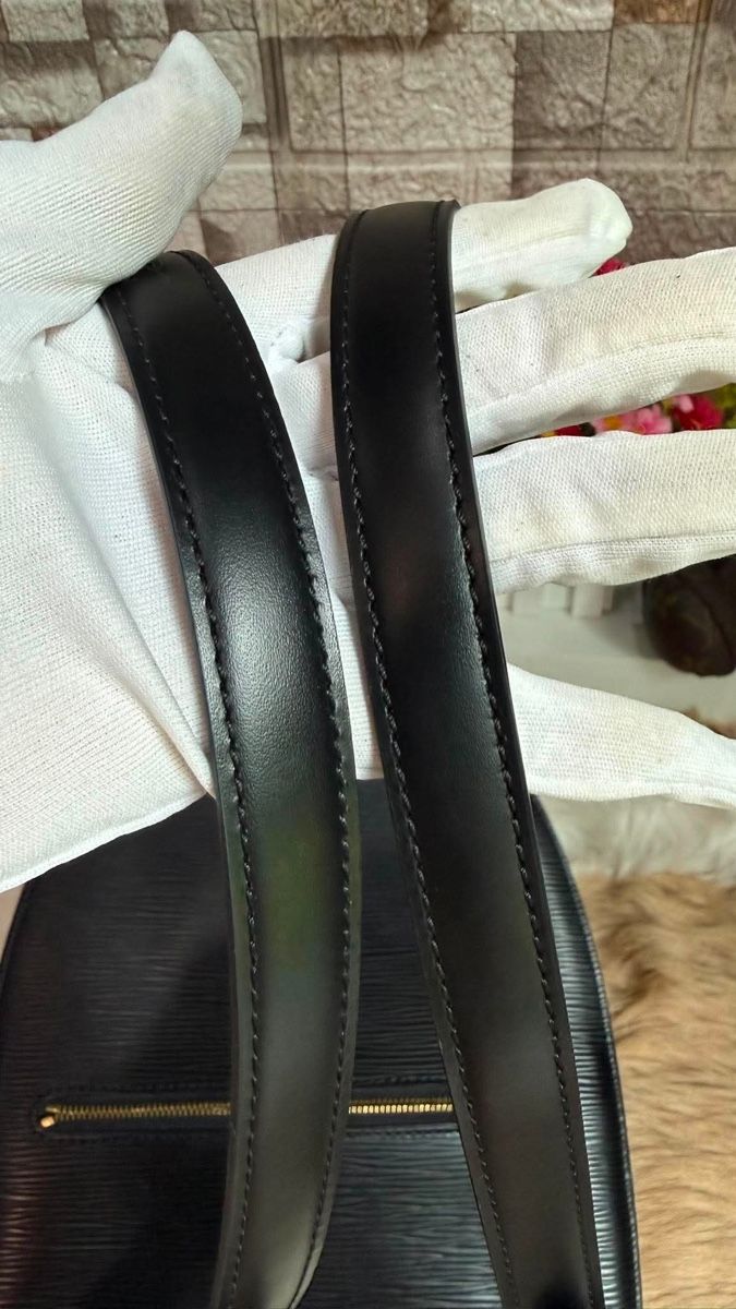 Louis Vuitton Rucksäcke: Louis Vuitton Mabillon Rucksack Schwarz Epi – Gebraucht aus Buch am Irchel von Pukpan_99 7