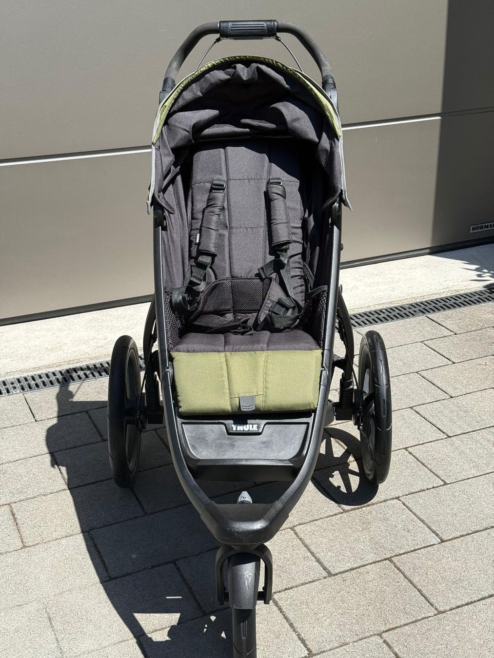 Thule Carrozzine: Thule Urban Glide 2, grün – Usato da Goldau venduto da simona.dettling 4