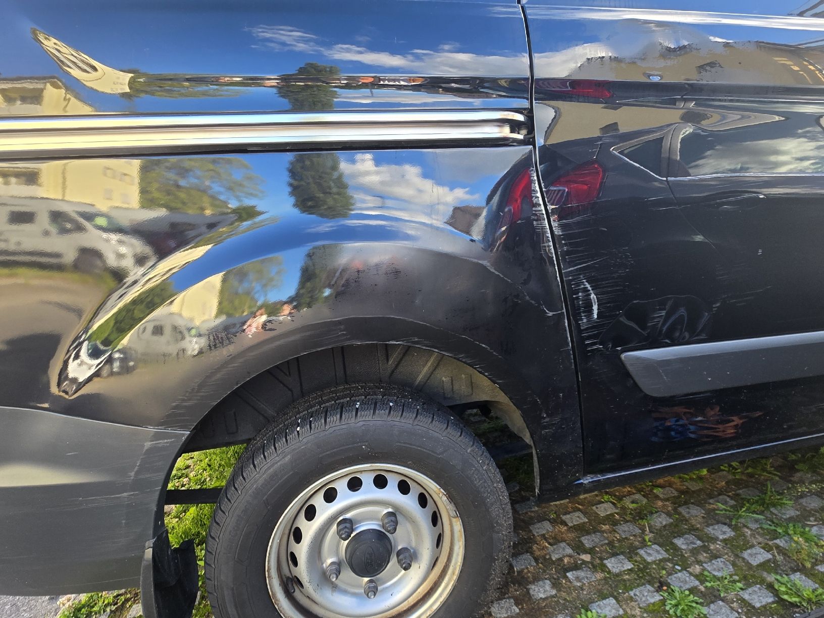 Ford Veicoli commerciali: Ford Transit Custom frisch ab MFK – Usato da Ostermundigen venduto da Sera.P 7