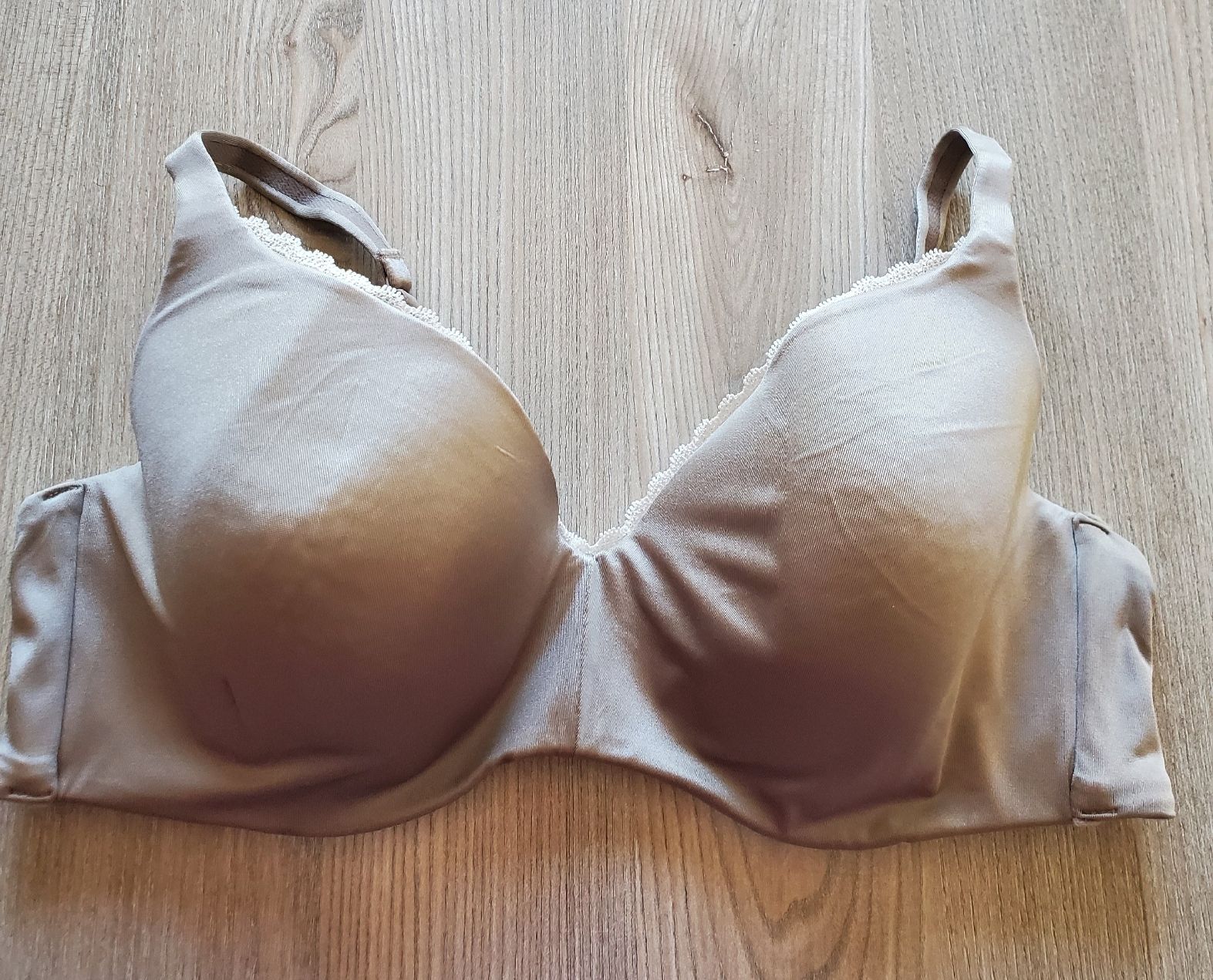 Altra biancheria intima: soutien gorge Playtex – Nuovo (secondo la descrizione) da Montsevelier venduto da Sherlock007
