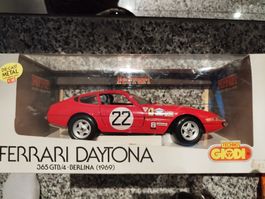 Ferrari 365 GTB/4 Daytona 1969 1:18 #22# GIODI