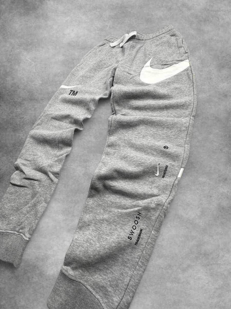 Nike Pantaloni: Nike sweatpants – Usato da Erlinsbach SO venduto da TogaResell 1