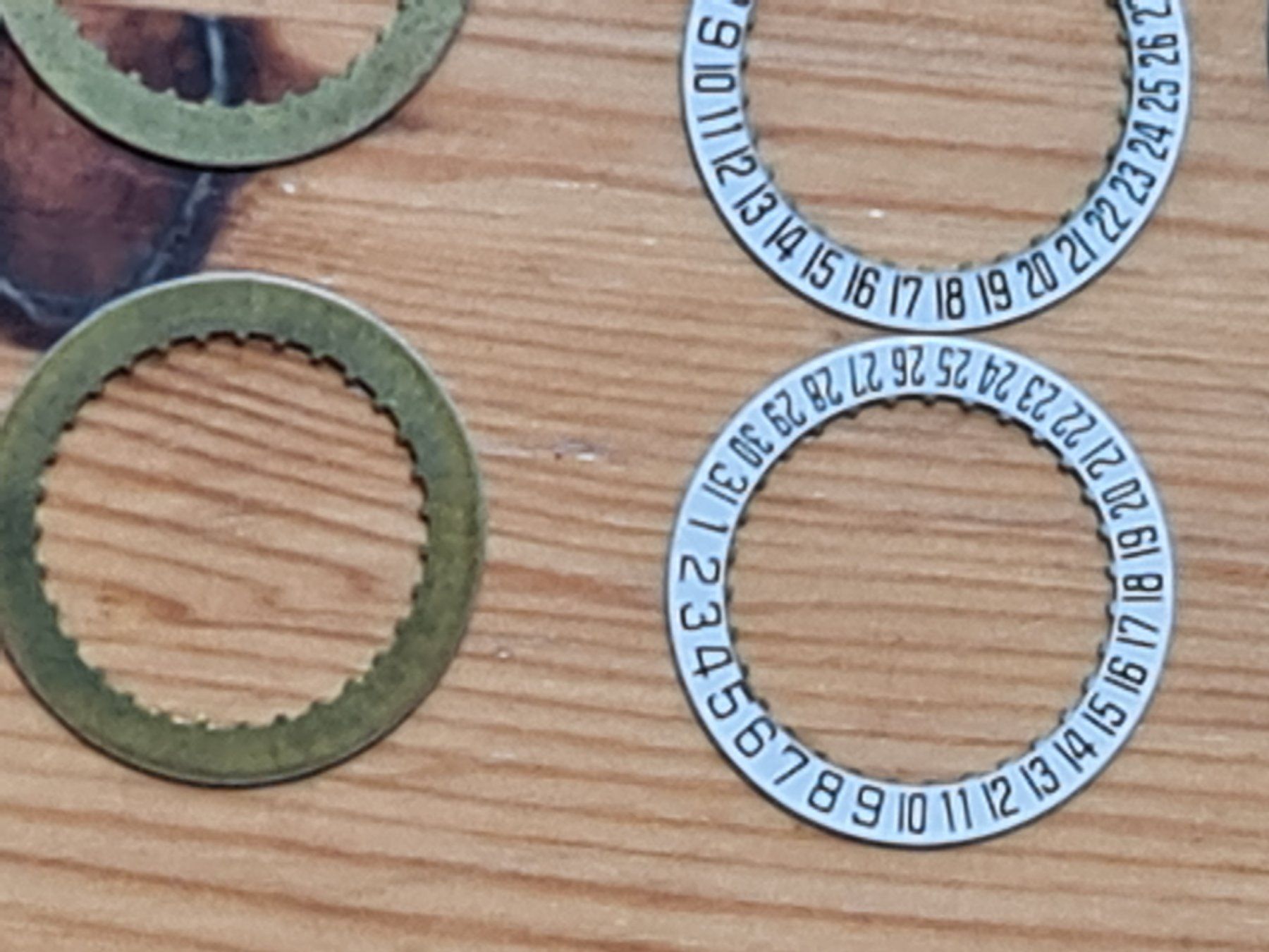 Uhren: Datumscheibe D = 15.3 mm – Neu (gemäss Beschreibung) aus Winterthur von Hai6 2