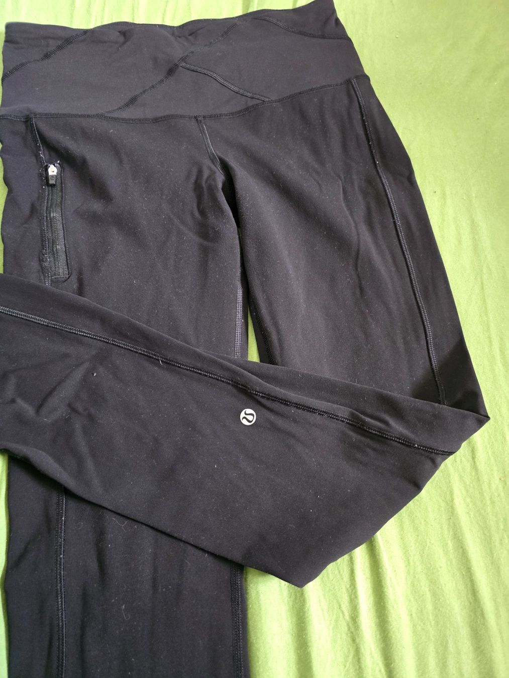 Lululemon Leggings: Lululemon Athletica Laufhose Schwarz Gr. 8 – Gebraucht aus Oftringen von Sparkatze 1