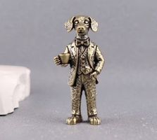 Eleganter Gentleman-Hund aus massivem Messing ☕🐶