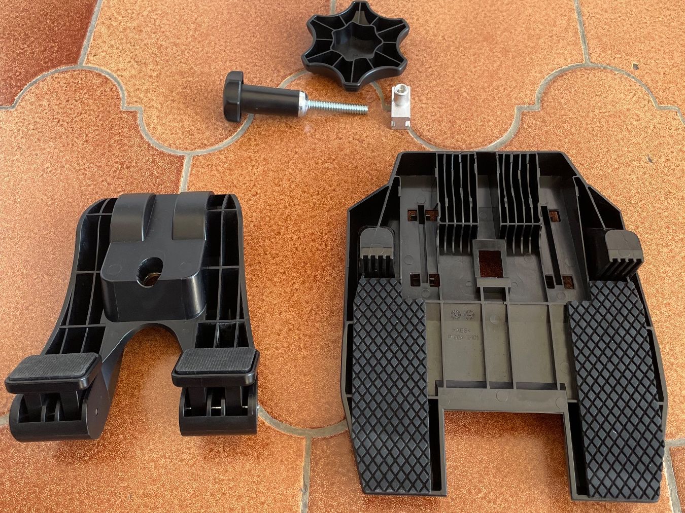 Fanatec Controller: Fanatec csl table clamp – Nuovo e nell'imballaggio originale da Lausanne venduto da CDRX93 1