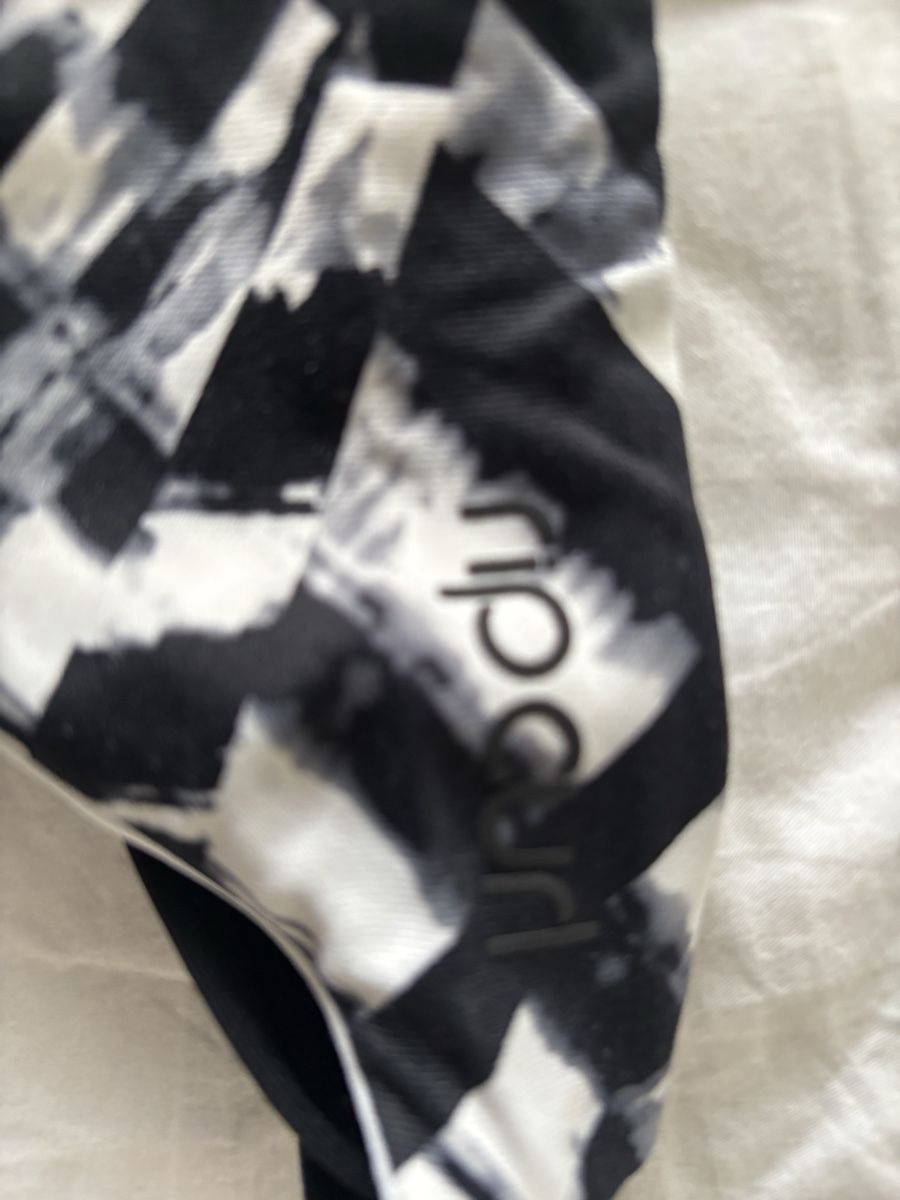 Rip Curl Costumi da bagno & Bikini: Rip Curl Bikini Hose Bottoms, Size S – Nuovo (secondo la descrizione) da Winterthur venduto da NatMet11 6