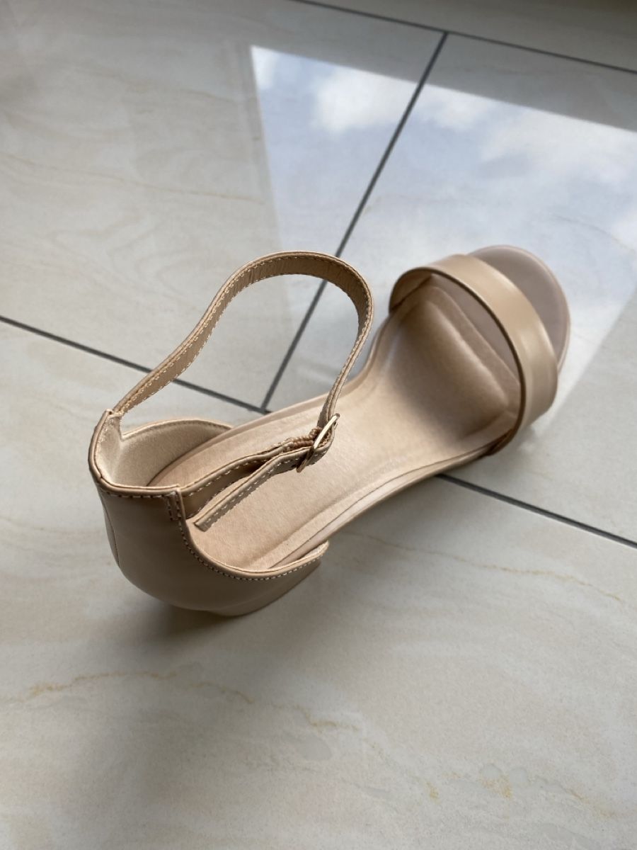 Scarpe da donna: Sandalen, NEU, nude, 39 – Nuovo e nell'imballaggio originale da Eiken venduto da jessycat01 4