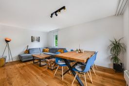 Esstisch, Couchtisch & TV-Möbel – passende Serie