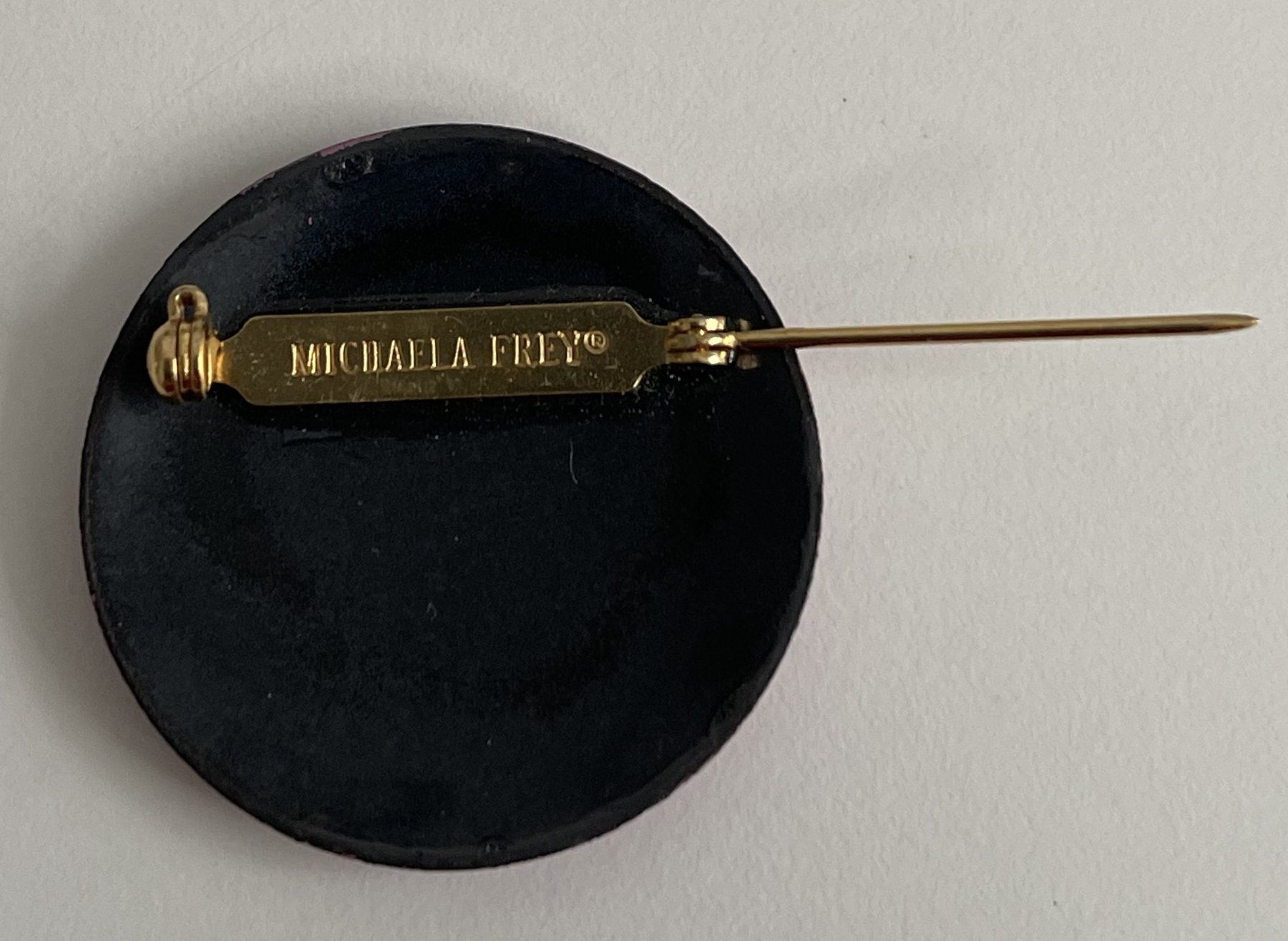 Spille & Fermagli: Wunderschöne Emaille-Brosche von Michaela Frey (Vintage) – Usato da Ellighausen venduto da MiSola 2