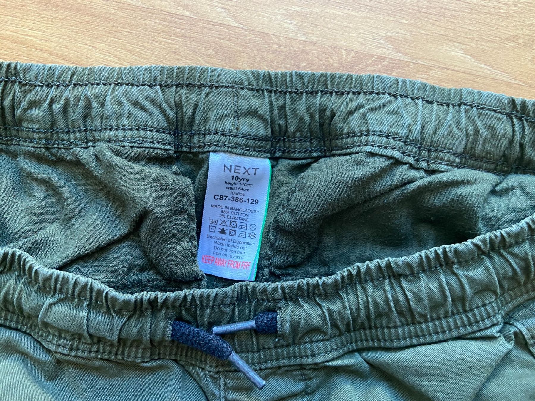 Lotti & Set di vestiti: Cargohosen Set Gr. 140 (ca. 10j.) – Usato da Ehrendingen venduto da CalvineT 6