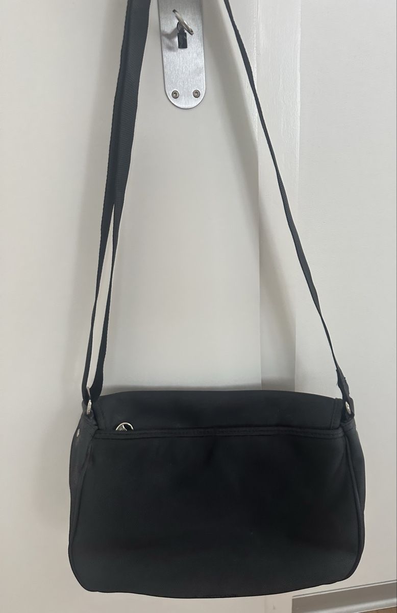 Borse da donna: Lacoste Umhängetasche Schwarz – Usato da Kehrsatz venduto da blue021 2