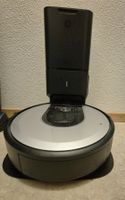 iRobot Roomba i7 Saugroboter mit Ladestation und Zubehör