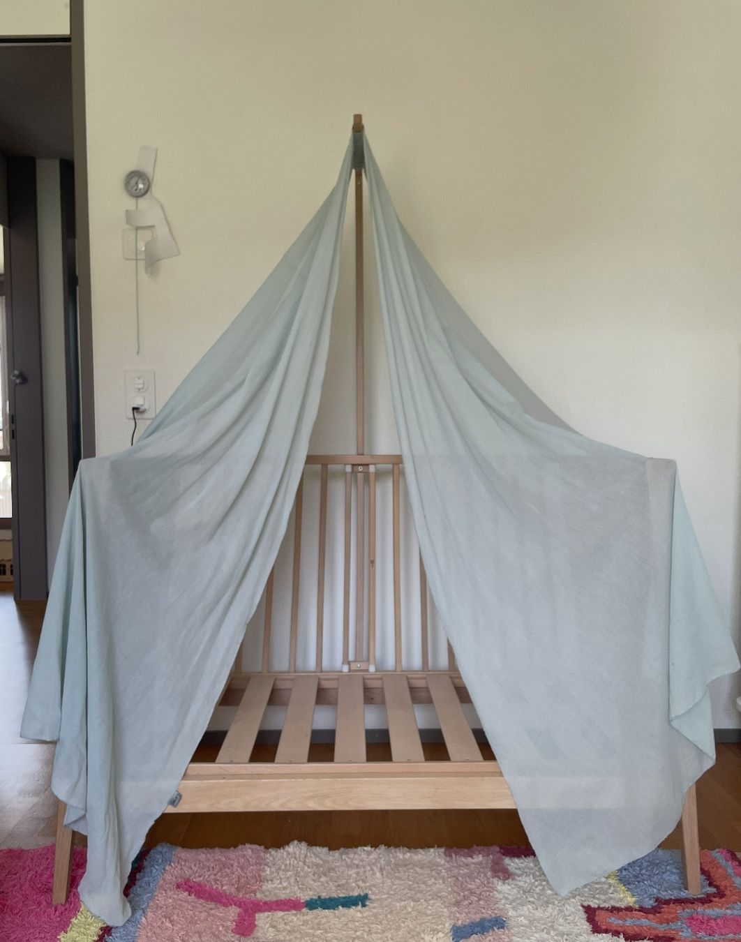 Leander Betten: Leander Linea Babybett Eiche – Gebraucht aus Zürich von Rubine. 4