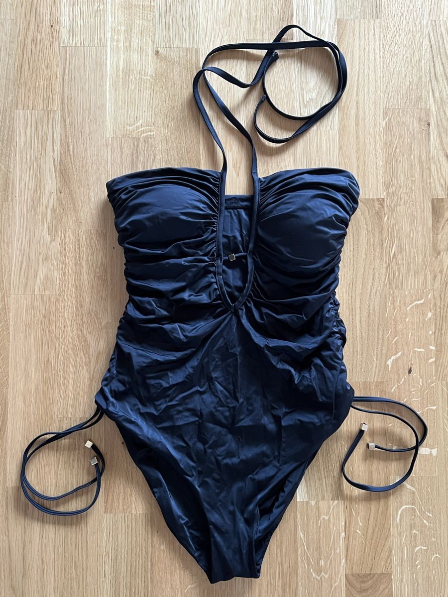 Maillots de bain & Bikinis: Schwarzer Bandeau Badeanzug, neuwertig – Neuf (Voir description) à Basel par clembou