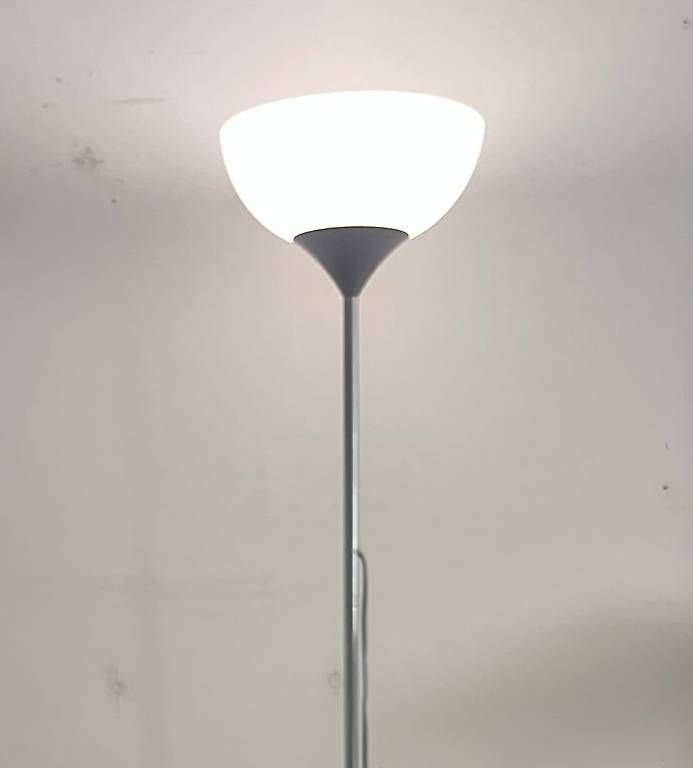 Lampes: Stehlampe – D'occasion à Zürich par chiffchaff