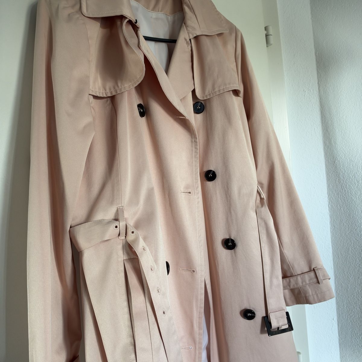 Globus Cappotti: SALMON GLOBUS TRENCH L – Nuovo (secondo la descrizione) da Zofingen venduto da JumpInVintage 3