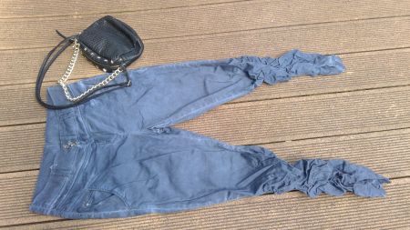 Pantalon bleu CANDA original bas à froufrous, taille M 87cm