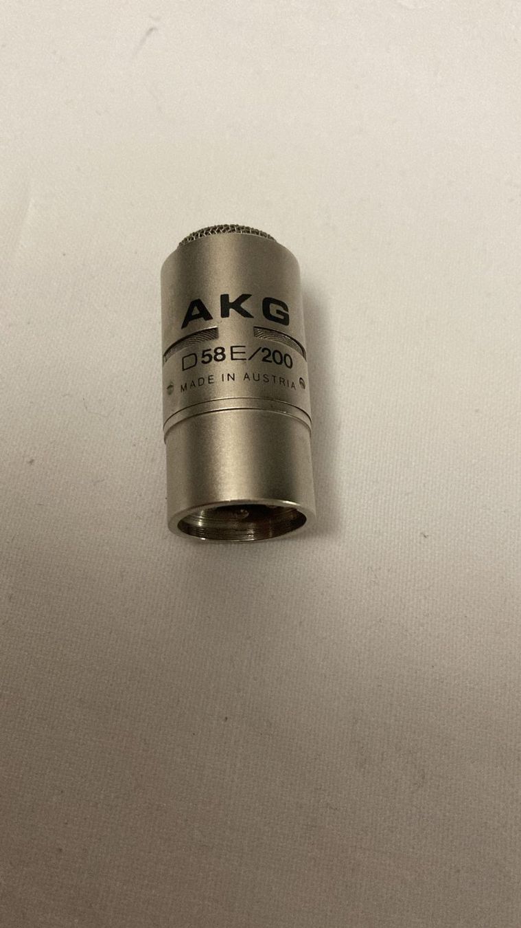 Akg Microfoni: Mikrofon AKG D 58 E/200. – Usato da Dietikon venduto da Rima57