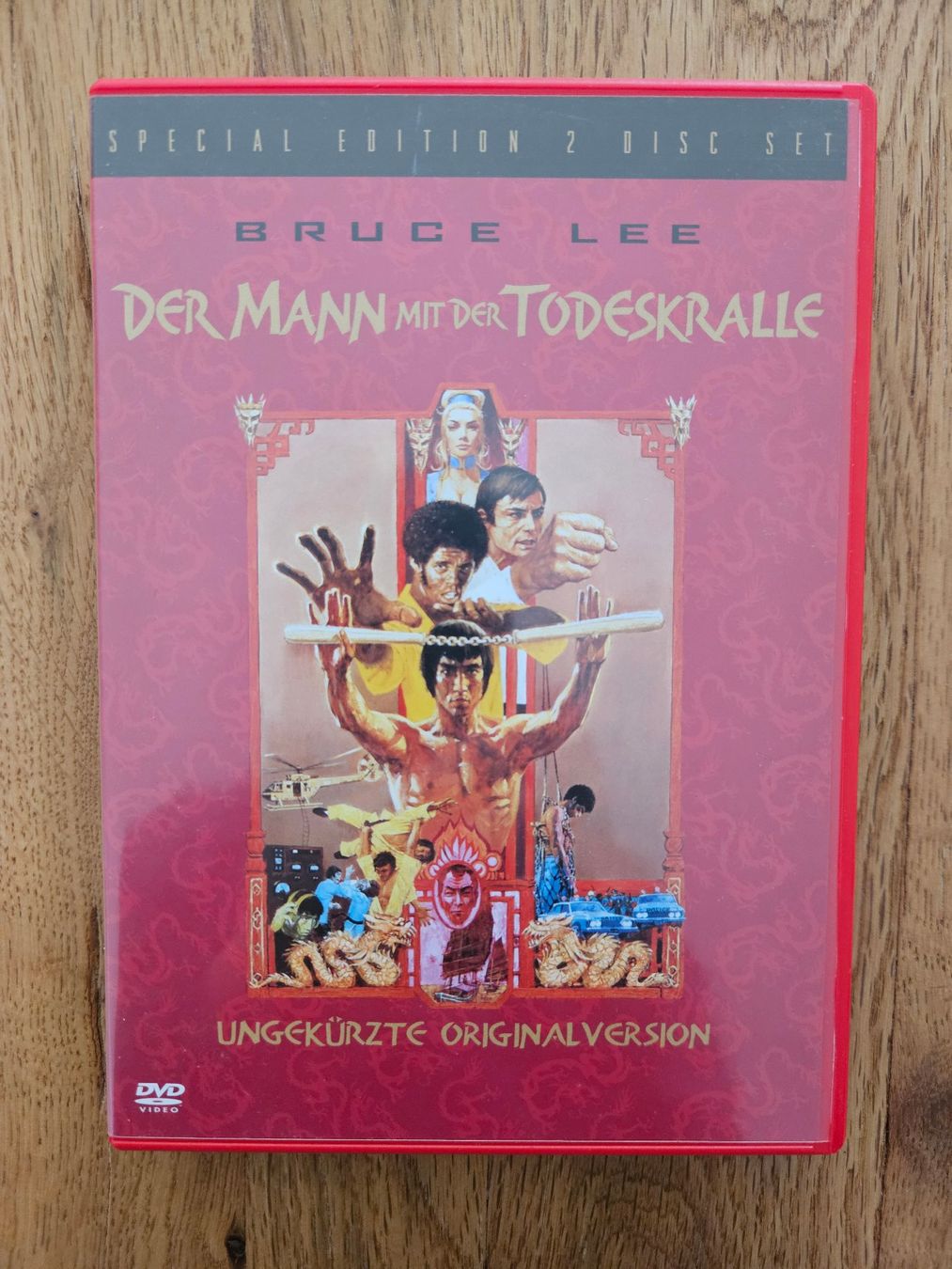 Tutti i DVDs: Der Mann mit der Todeskralle - uncut – Usato da St.Gallen venduto da Capsule_Corporation