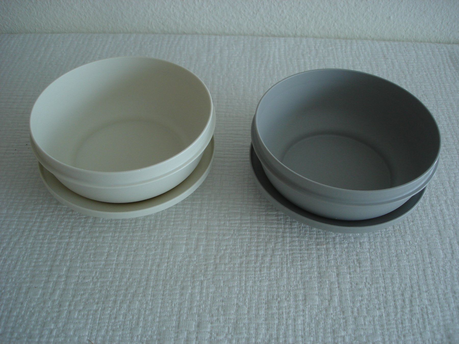 Tupperware Behälter & Ähnliches: 2 Tupperware Vintage Schale mit Deckel – Gebraucht aus Regensdorf von anna059 3