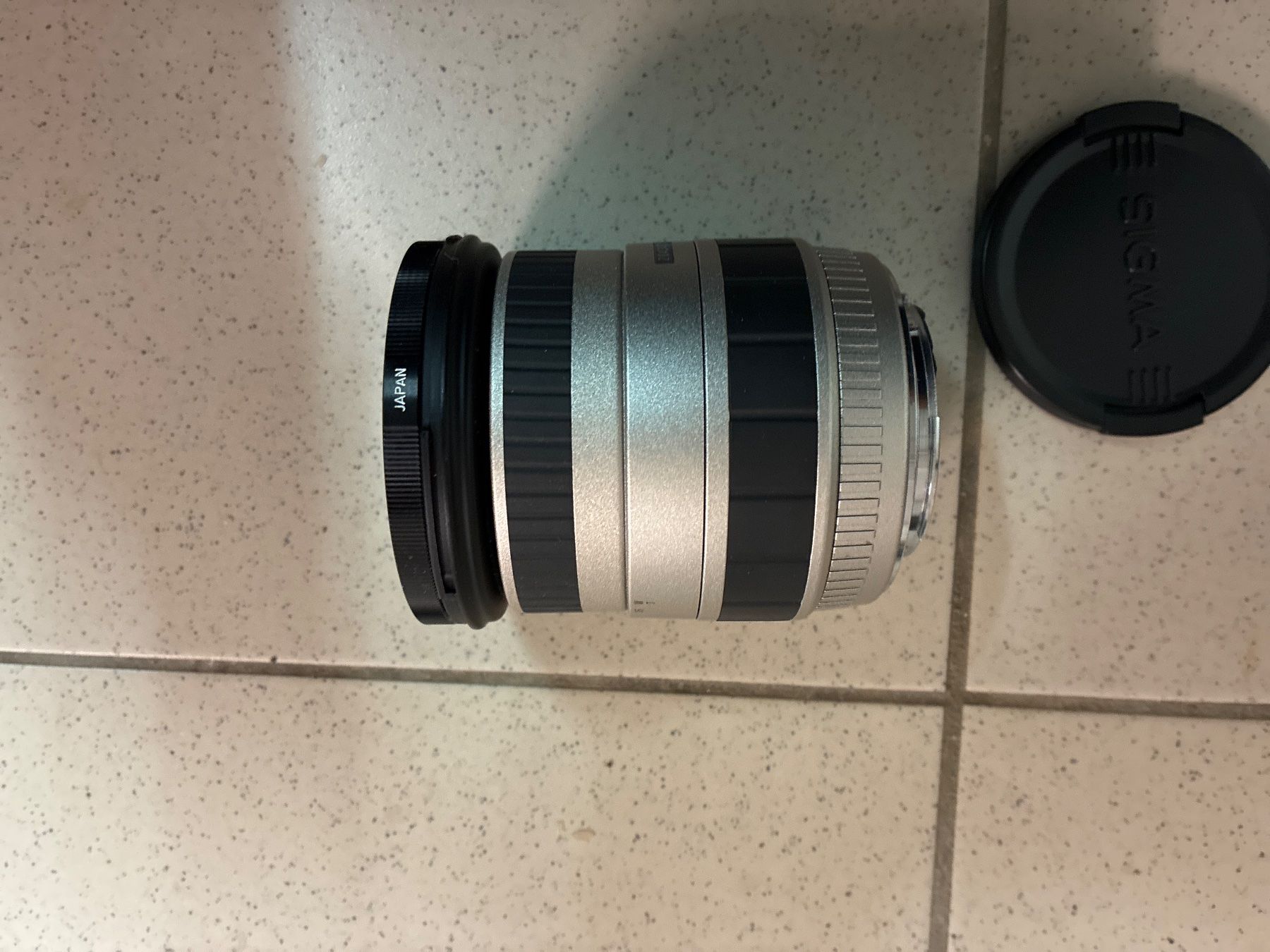 Sigma Obiettivi: Objectif sigma 28-200mm – Usato da Le Grand-Saconnex venduto da aur_27hl