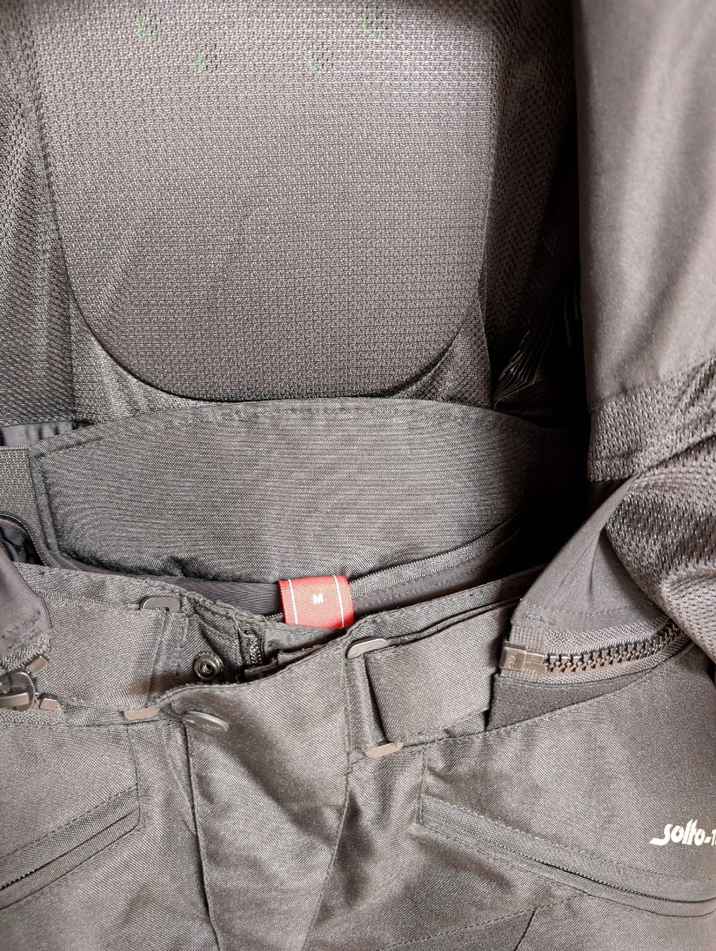 IXS Kleiderpakete: iXS Motorradjacke inkl. Motorradhose – Gebraucht aus Niederurnen von maus.on.the.bike 3