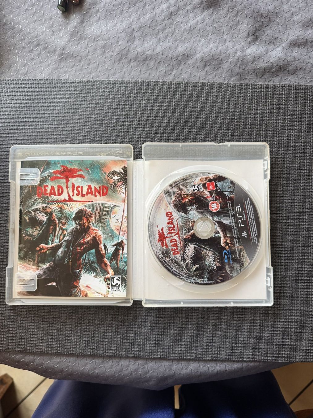 Giochi: Dead Island PS3 PAL FR Deep Silver Techland complet – Usato da L'Orient venduto da dav_8slp 1