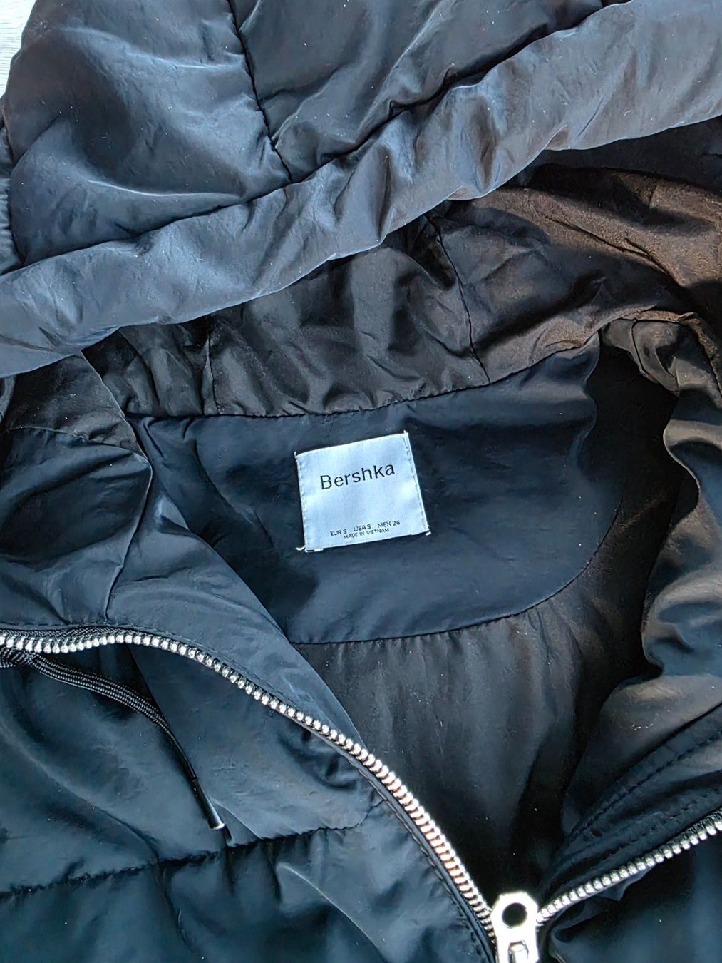 Bershka Giacche & Cappotti: Winter-Jacke  Bershka,  schwarz,  Gr. S, – Usato da Langnau am Albis venduto da kktdora 2