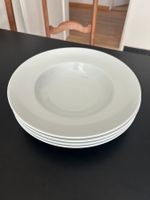 Elegante Nudel- und Suppenteller