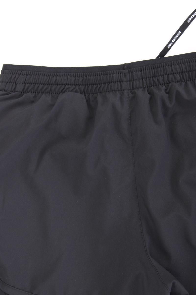 Pantaloni: Nike Shorts Gr. M schwarz aus Polyester – Usato da Neustadt an der Waldnaab venduto da SecondLifeFashion 2