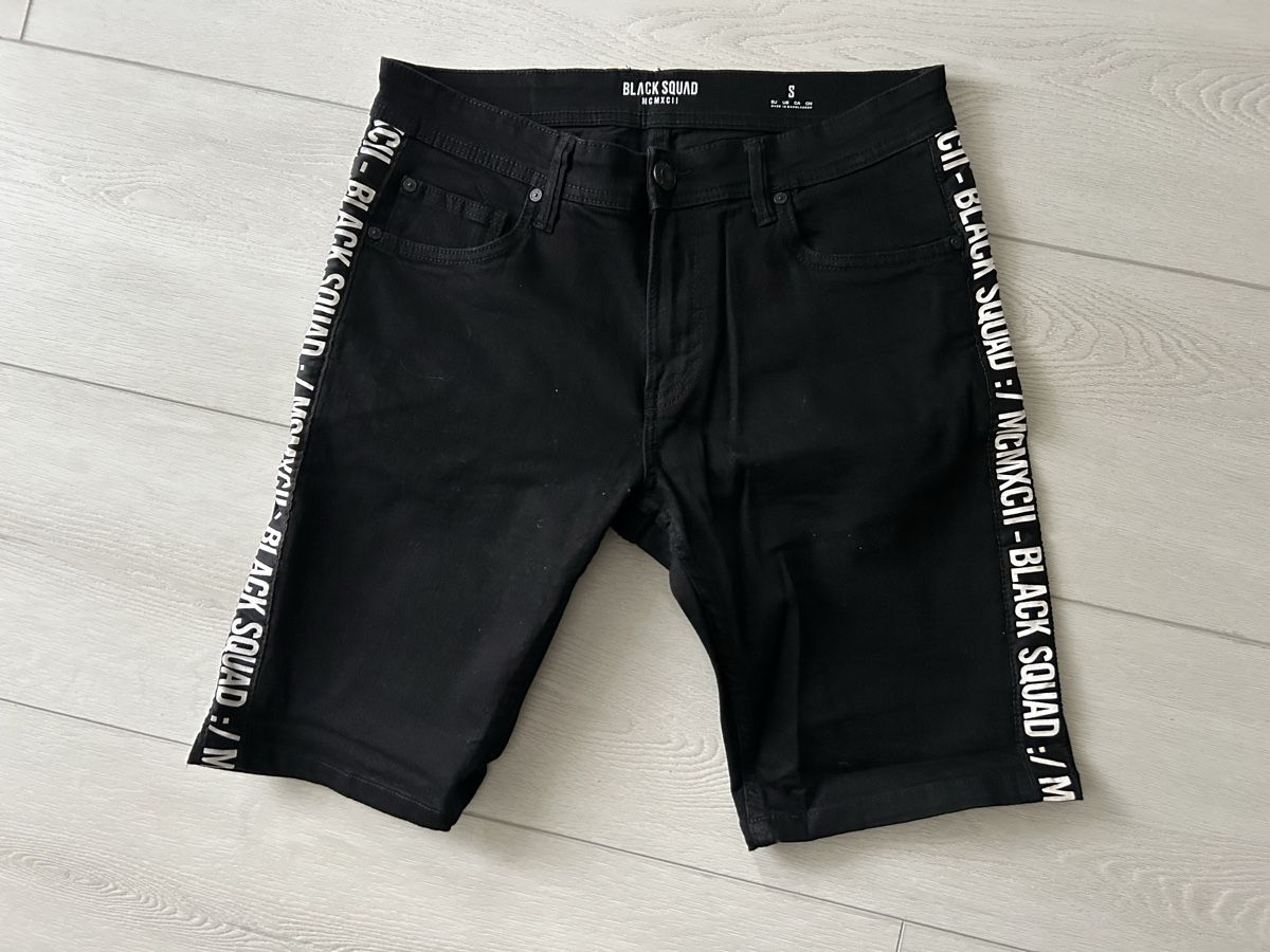 Pantaloni: Schwarze Black Squad Shorts, Gr.S – Nuovo (secondo la descrizione) da Strengelbach venduto da Xycy