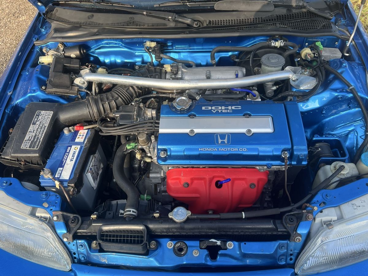 Honda Automobili: Honda crx V-Tec – Usato da Münchwilen AG venduto da Pantera04 4