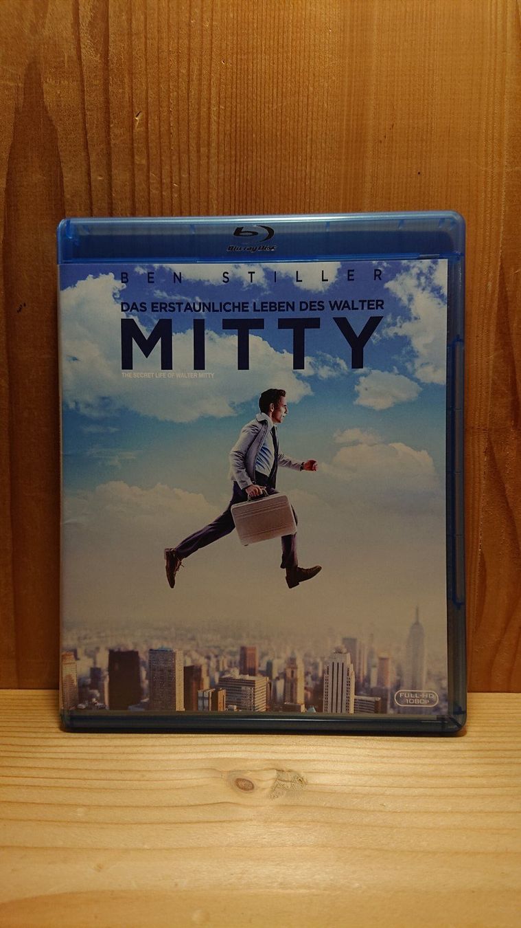 Tutti i DVDs: DAS ERSTAUNLICHE LEBEN DES WALTER MITTY Blu-Ray – Usato da Wilderswil venduto da Exebub