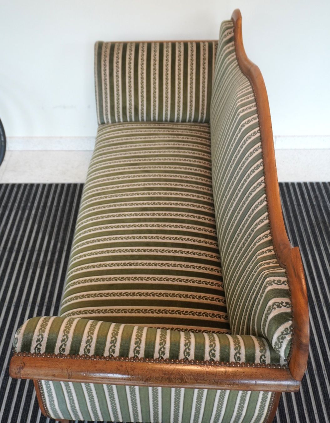Divani: Wunderschönes Biedermeier Sofa - Top Zustand EB08 – Usato da Basel venduto da B.W.B. 1