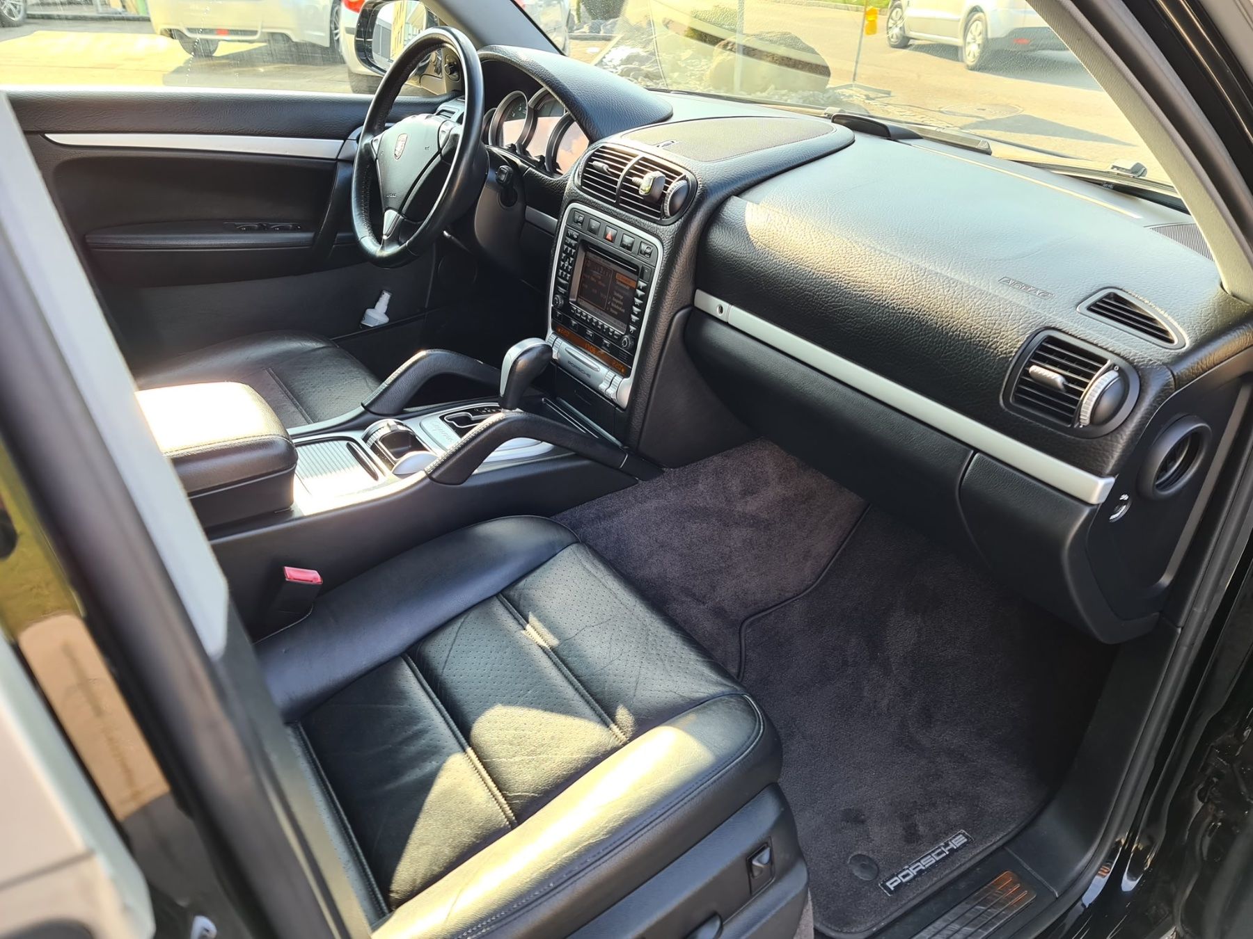 Porsche Automobili: Porsche Cayenne S 4.5 – Usato da Gossau SG venduto da Nez-lim 7