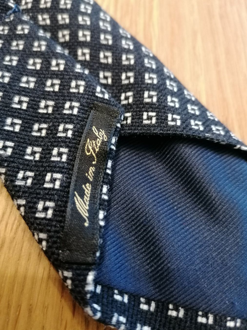Massimo Dutti Cravatte: Massimo Dutti Krawatte 100% Wolle - Nr. 191 – Usato da Basel venduto da vintagecollector 2