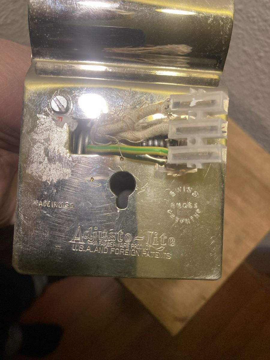 Lampade: ALTE CLIP LAMPE BRYANT – Usato da Bottmingen venduto da Surubi 3