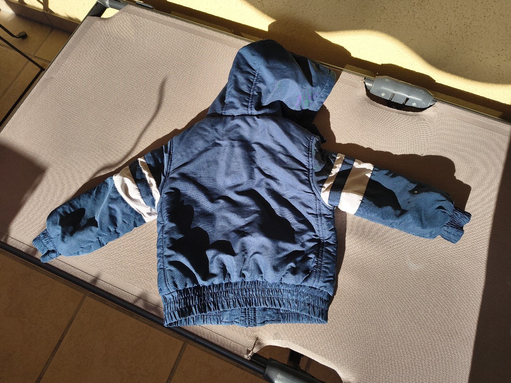 Jacken & Mäntel: Übergangs/Winterjacke Grösse 98/104 – Gebraucht aus Thun von man_fg9v 1
