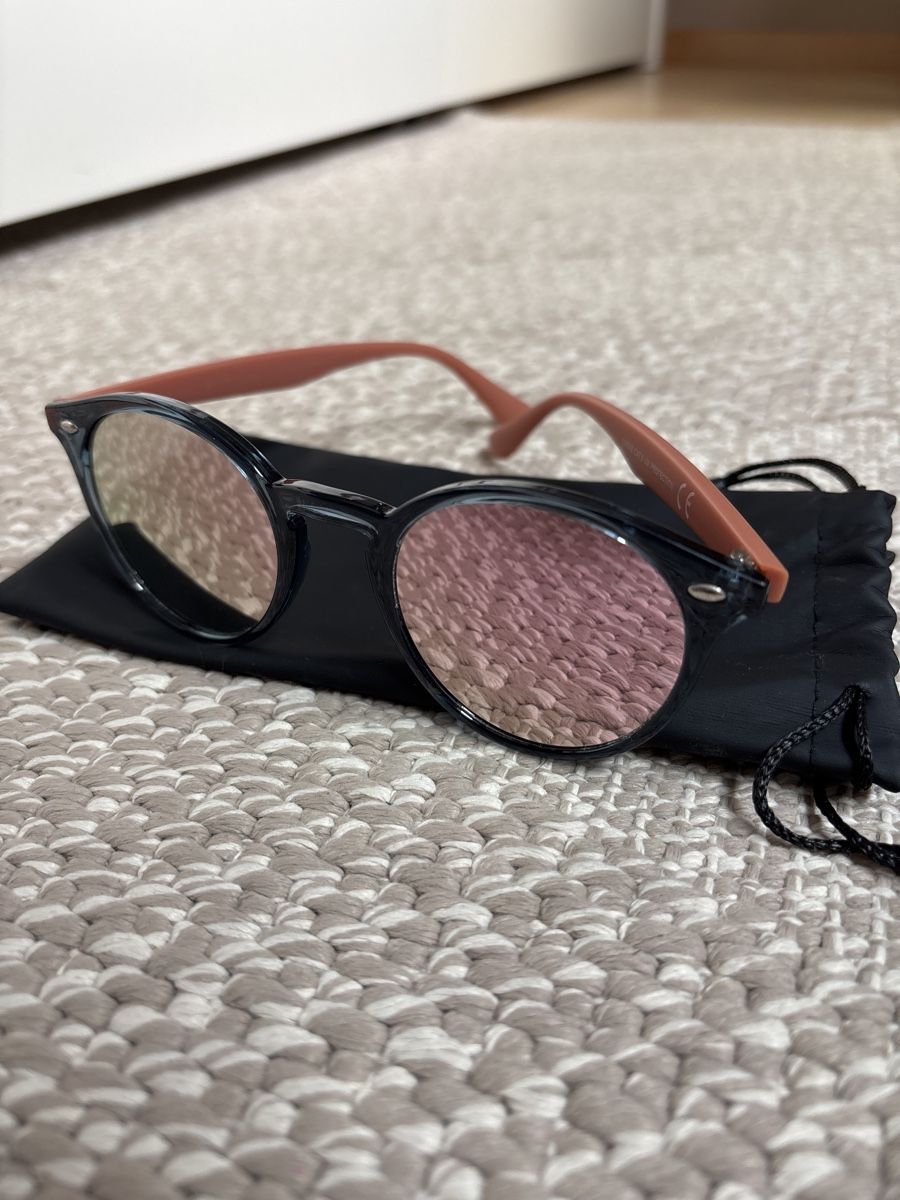 Lunettes & Verres: Sonnenbrille mit Etui – D'occasion à Wabern par est_jw6s 2