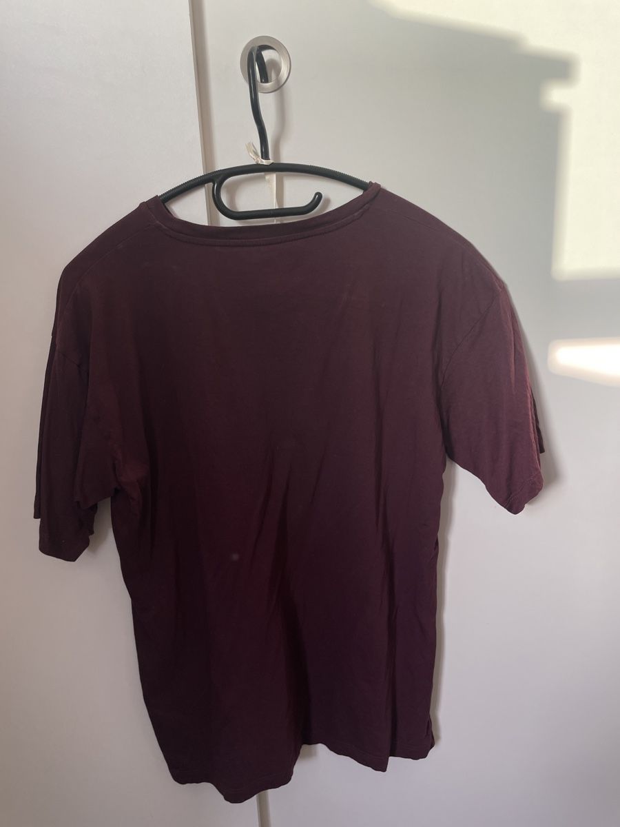 Carhartt T-shirt: Carhartt t-shirt – Usato da Cressier NE venduto da leiestla 2