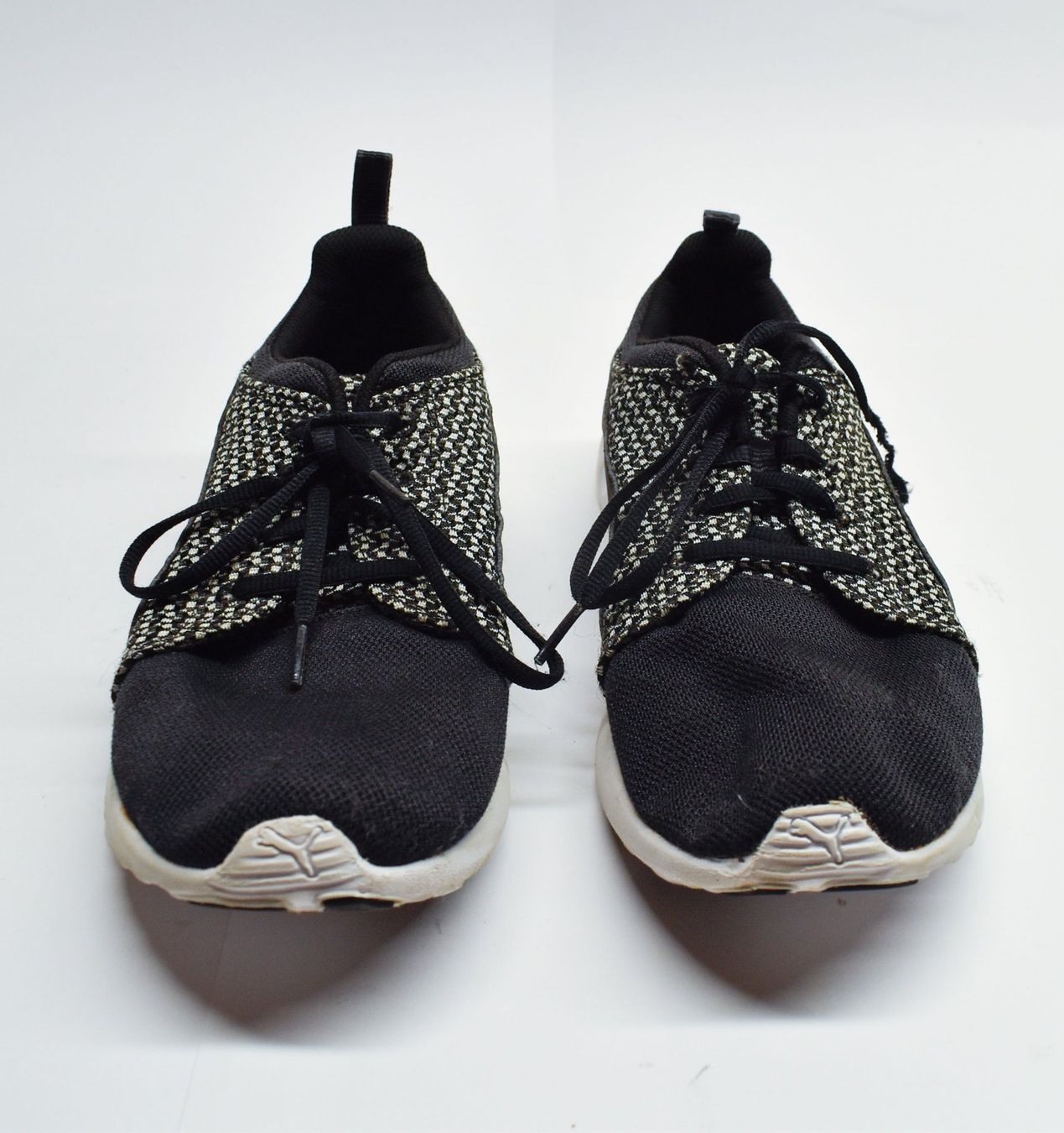 Puma Scarpe da donna: PUMA Carson Runner Knit Ankle High Running Turnschuhe Gr. 42 – Usato da Biel/Bienne venduto da tim_pww5 1