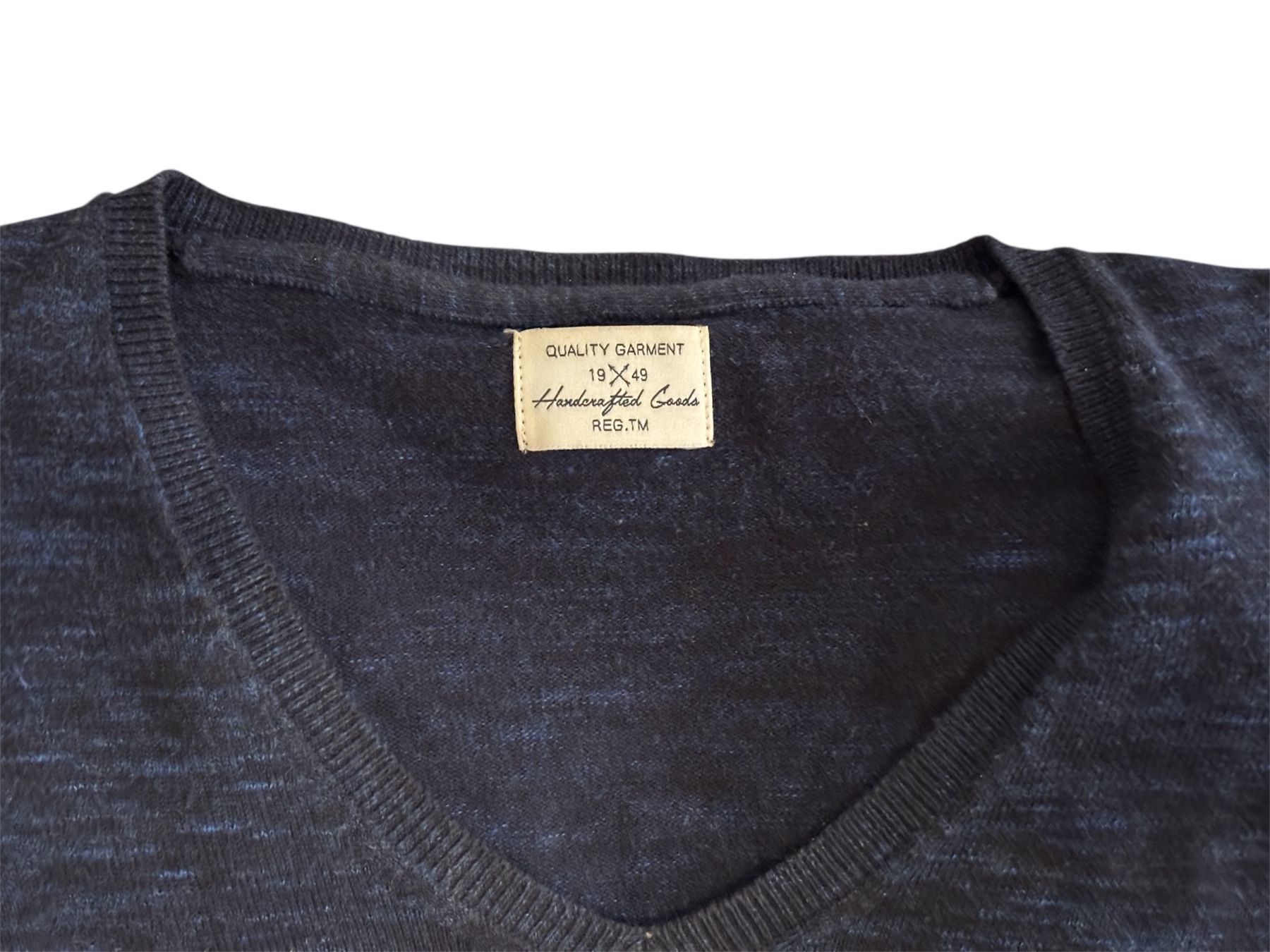 Maglioni & Felpe: PULLOVER – Usato da Essertines-Yverdon venduto da aureljos_pics 2