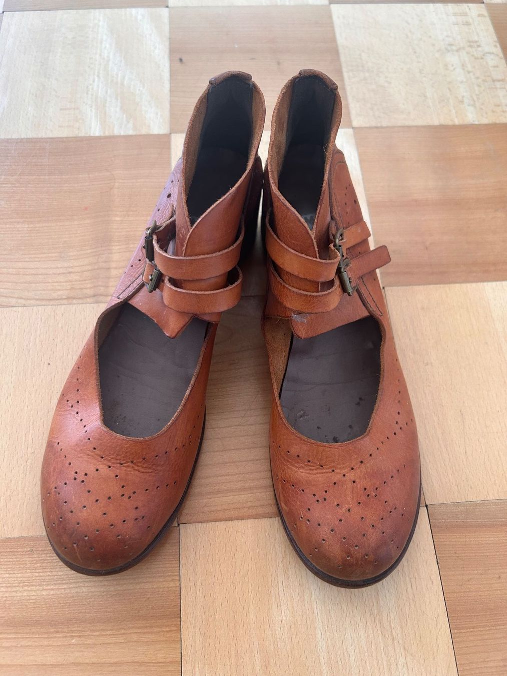 Moma Chaussures femmes: Chaussures MOMA 41 – D'occasion à La Chaux-de-fonds par _Felicita_