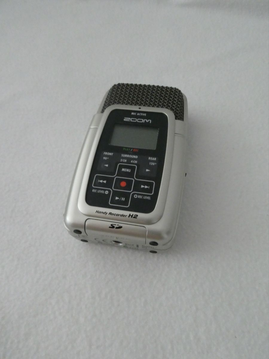 Registratori: Zoom H2 Handy Recorder 200 M – Usato da Bäch SZ venduto da sca_9yxp