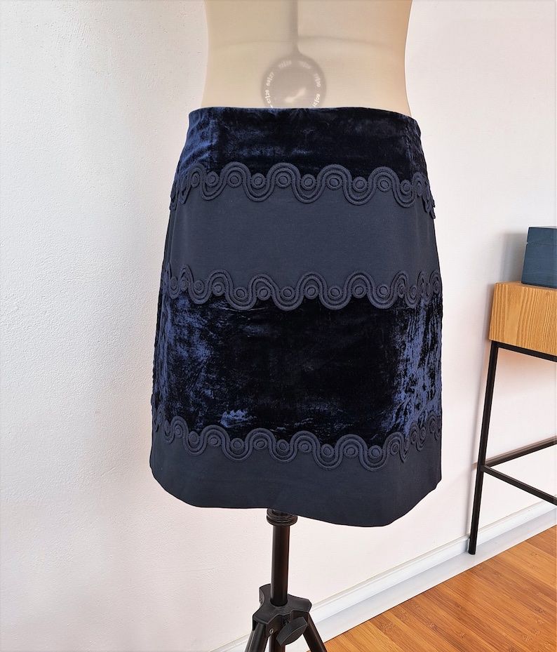Sandro Röcke: Jupe courte Sandro velours noir taille-2 – Neu (gemäss Beschreibung) aus Genève von iry_67wr 1